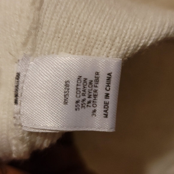 Sweater - Picture 5 of 5